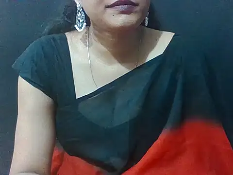 צ'אט XXX בשידור חי של Thilothama_Vaishu