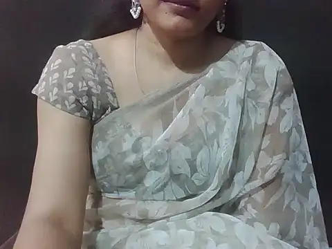 Thilothama_Vaishu Live XXX-Chat