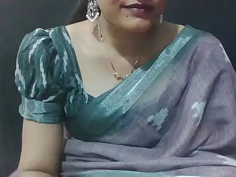 Show modela Thilothama_Vaishu na web-kameri