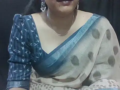 Thilothama_Vaishu Adlı Modelin Canlı XXX Sohbeti