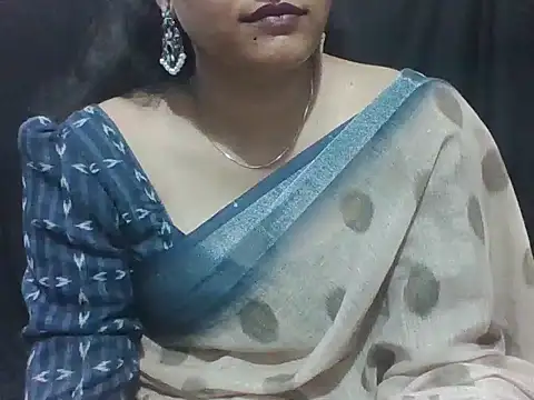 Thilothama_Vaishu Adlı Modelin Canlı XXX Sohbeti
