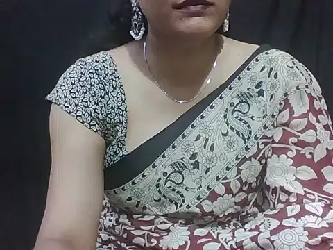 Thilothama_Vaishu Live XXX Chat