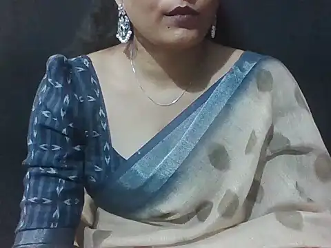 Thilothama_Vaishu 现场XXX聊天
