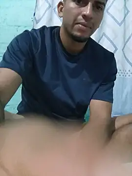 Show modela deresullivan na web-kameri