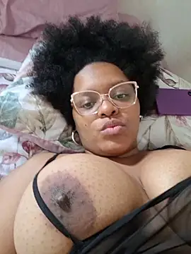 corinastonee Show in webcam