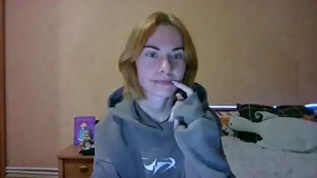 Fiona_Night Chat XXX in diretta
