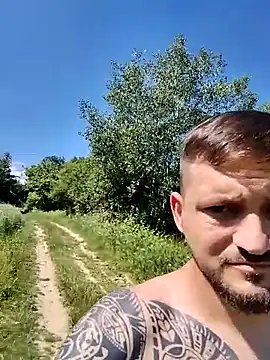 KingOfKingsX Show in webcam