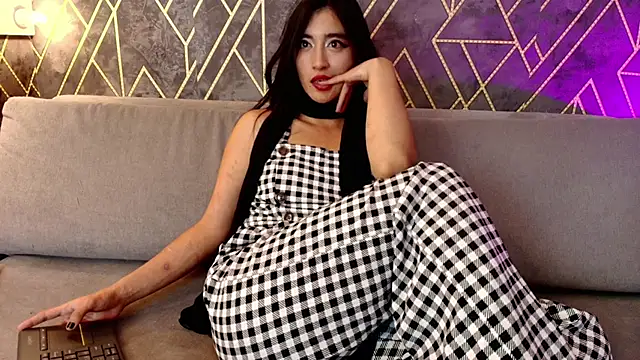 Tahara_Romanov's Live XXX Chat