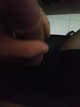 enoc369 Show in webcam