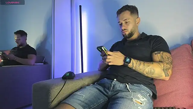 nicholasX1 Webcam show