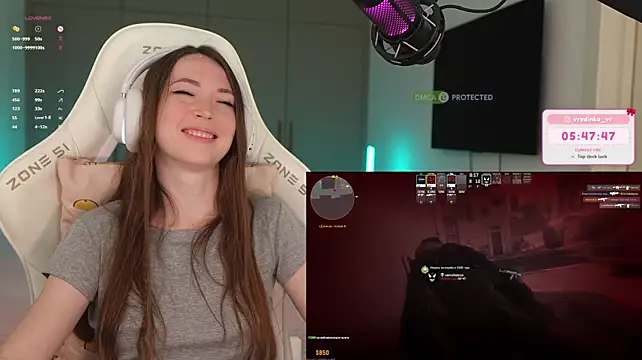 Chat XXX en directo de moleculegirl
