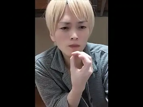 Pertunjukan Kamera Web mgnhiroyuki