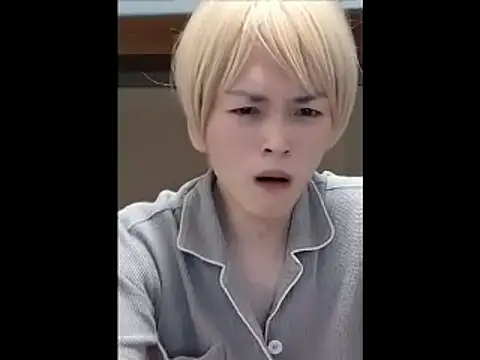 Show modela mgnhiroyuki na web-kameri