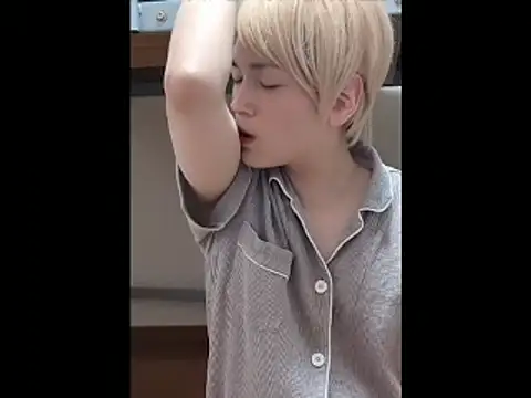 mgnhiroyukin Webbikameraesitys