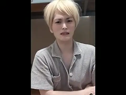 Show modela mgnhiroyuki na web-kameri
