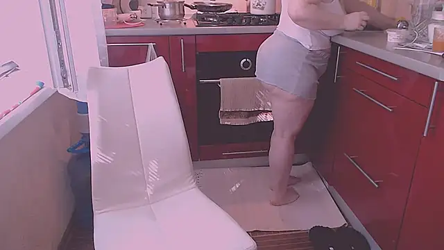 SoftLia Chat XXX live