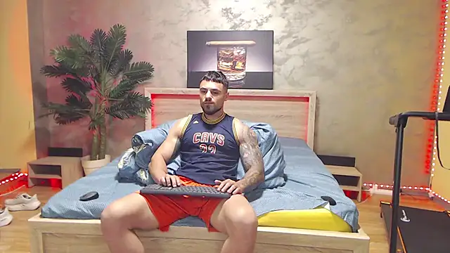 Tiberius_hunk Show in webcam