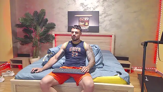 Tiberius_hunk 在線直播表演