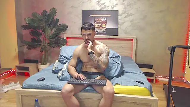 Tiberius_hunk Show Webcam