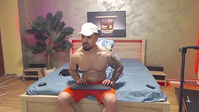 Tiberius_hunk Adlı Modelin Web Kamerası Şovu