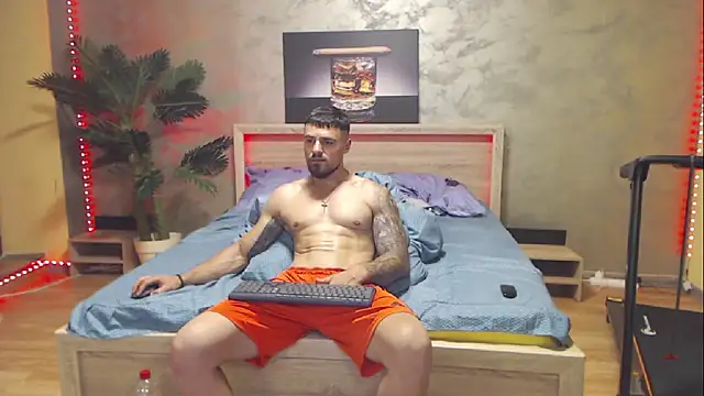 Show de Tiberius_hunk na webcam