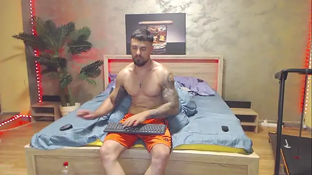 Tiberius_hunk's Webcam Show