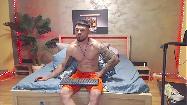 Pertunjukan Kamera Web Tiberius_hunk
