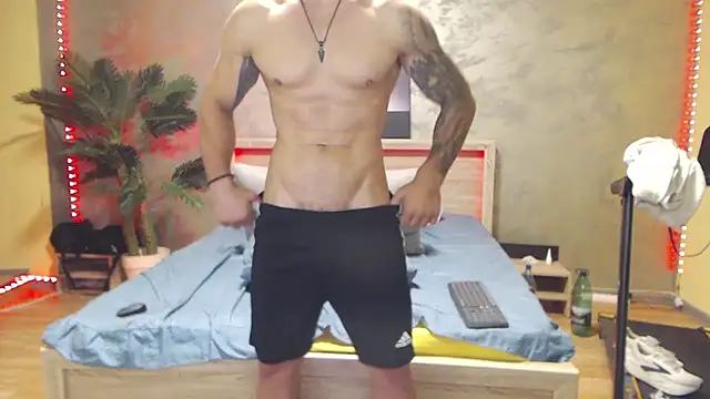 Show de Tiberius_hunk na webcam