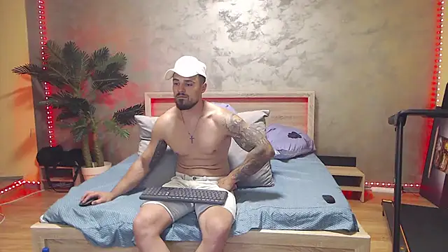 Tiberius_hunk webcam show