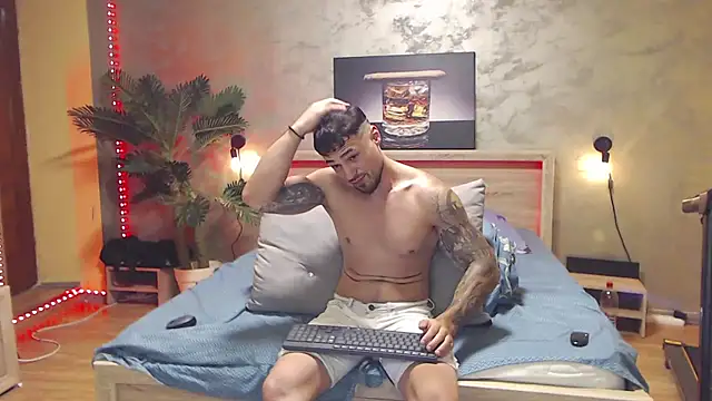 Tiberius_hunk Show Webcam