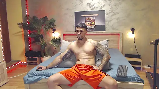 Tiberius_hunk Show Webcam