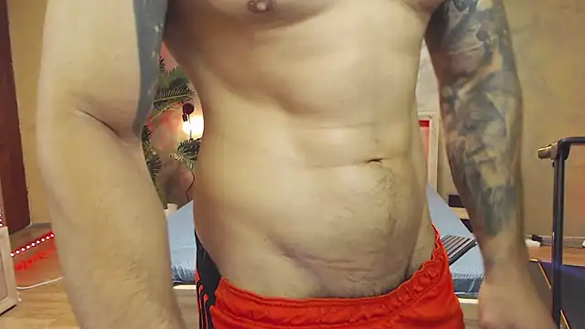 Pertunjukan Kamera Web Tiberius_hunk