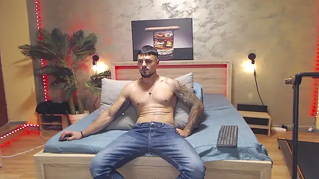 Tiberius_hunk Webcam Show