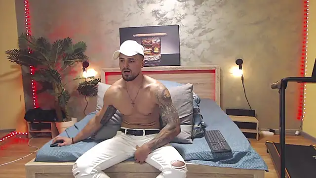 Tiberius_hunk Webcam show