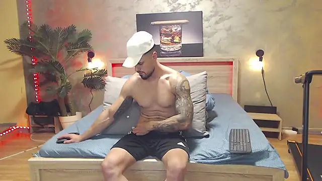 Tiberius_hunkn Live XXX chat