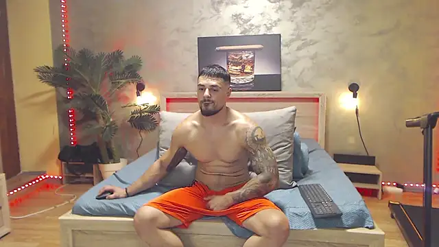 Show de Tiberius_hunk na webcam
