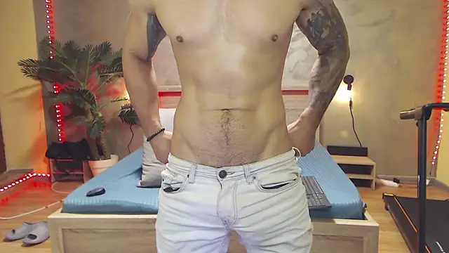 Tiberius_hunk Pertunjukan Webcam