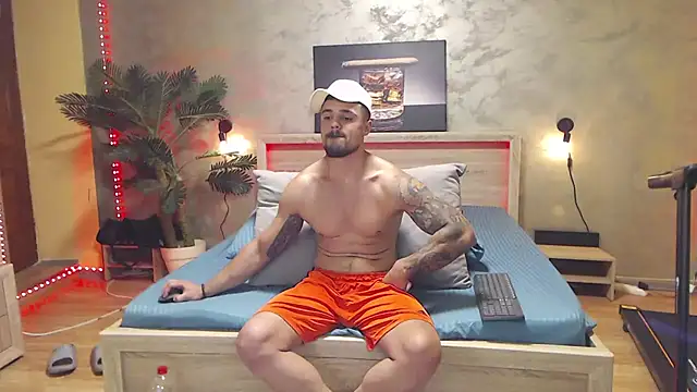 Tiberius_hunk Webcam Show