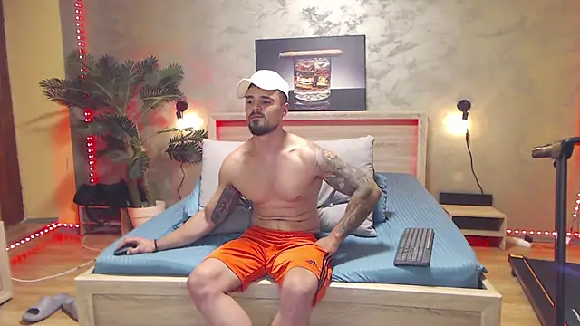 Tiberius_hunk's Webcam Show