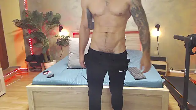 Tiberius_hunk webkamerás műsora