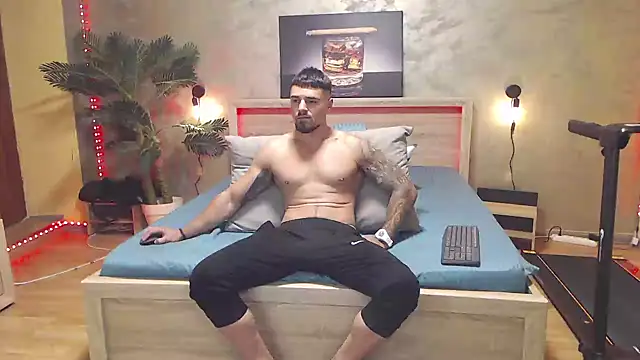 Tiberius_hunkn Webbikameraesitys