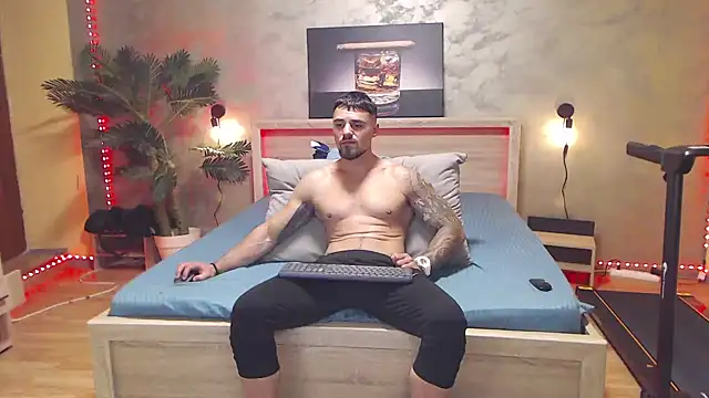 Tiberius_hunk – webcam-show