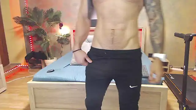 Tiberius_hunk's Webcam Show