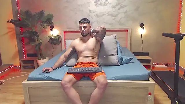 Tiberius_hunk webkamerás műsora