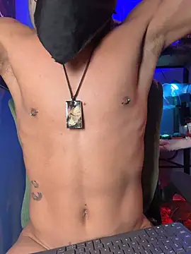 Show modela CRAZY-BOY99 na web-kameri