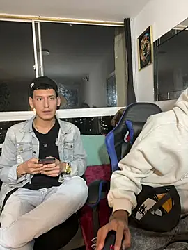 Miguel_bigcock Adlı Modelin Web Kamerası Şovu