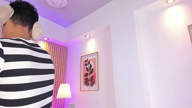 Jonas_Rivers Show in webcam