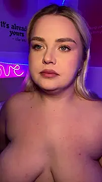 April_Vancee 在線直播表演