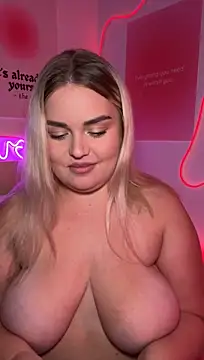 April_Vancee Chat XXX live