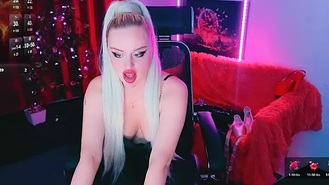 צ'אט XXX בשידור חי של Miss_Alice_Silver